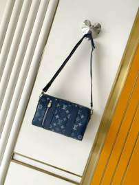 Picture of Louis Vuitton Handbags _SKUfw234998675fw